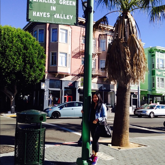 Meet your Posher, Patricia - Picture 1 of 1